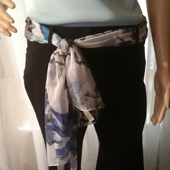 Victoria's Secret Bundle - Picture 2 of 5